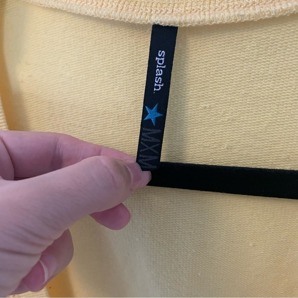 Pennington’s beach cover up - Picture 3 of 4